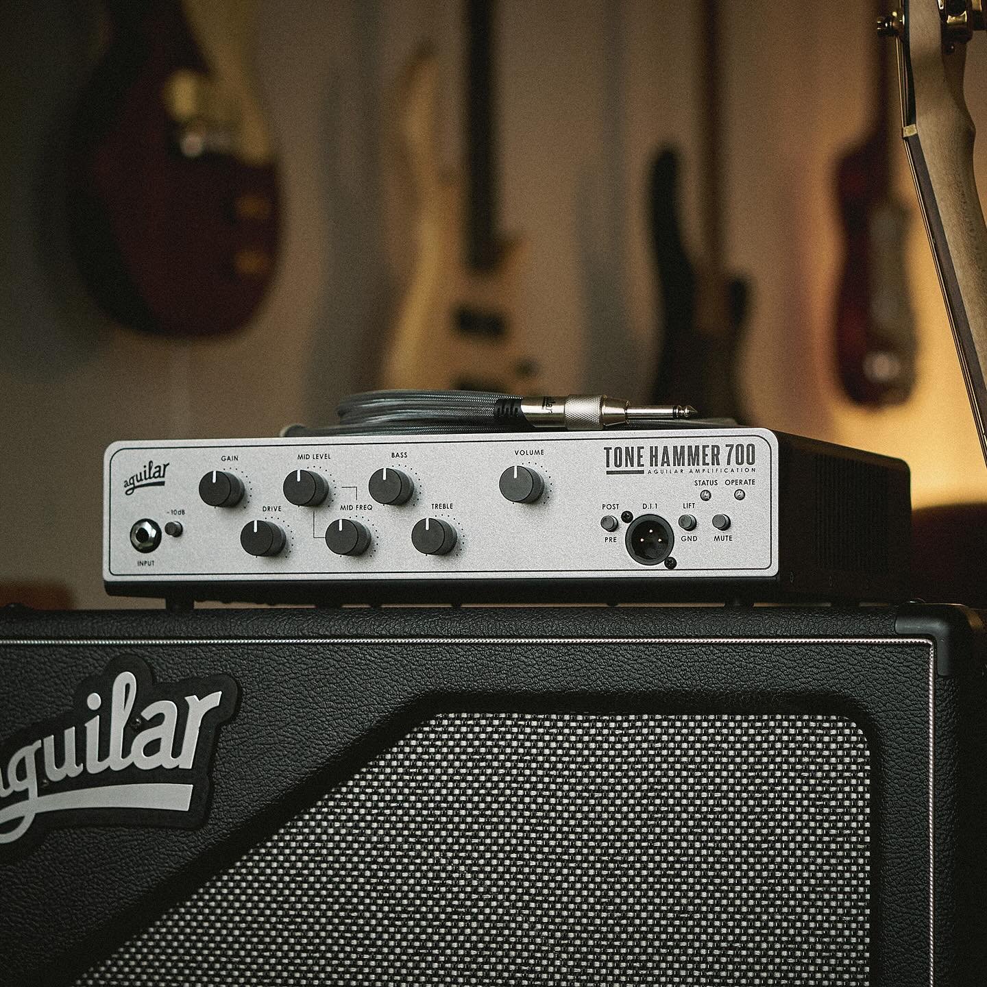 Introducing the @aguilaramp next-gen Tone Hammer and AG heads!
&nbsp;
Features:
✅Aguilar Cabinet Suite with DSP HP simulation outputs.
✅Additional DI output for independent management.
✅Headphone jack &amp; auxiliary input.
✅Sleek modern design.
✅Ava