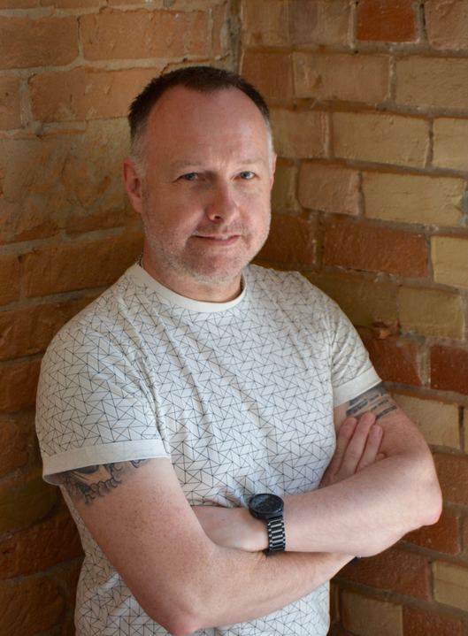 photo of writer Shaun Allan