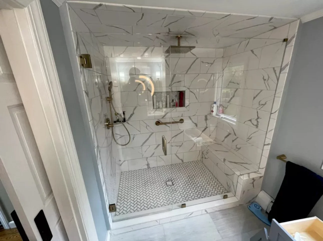 Warwick Neck Bathroom