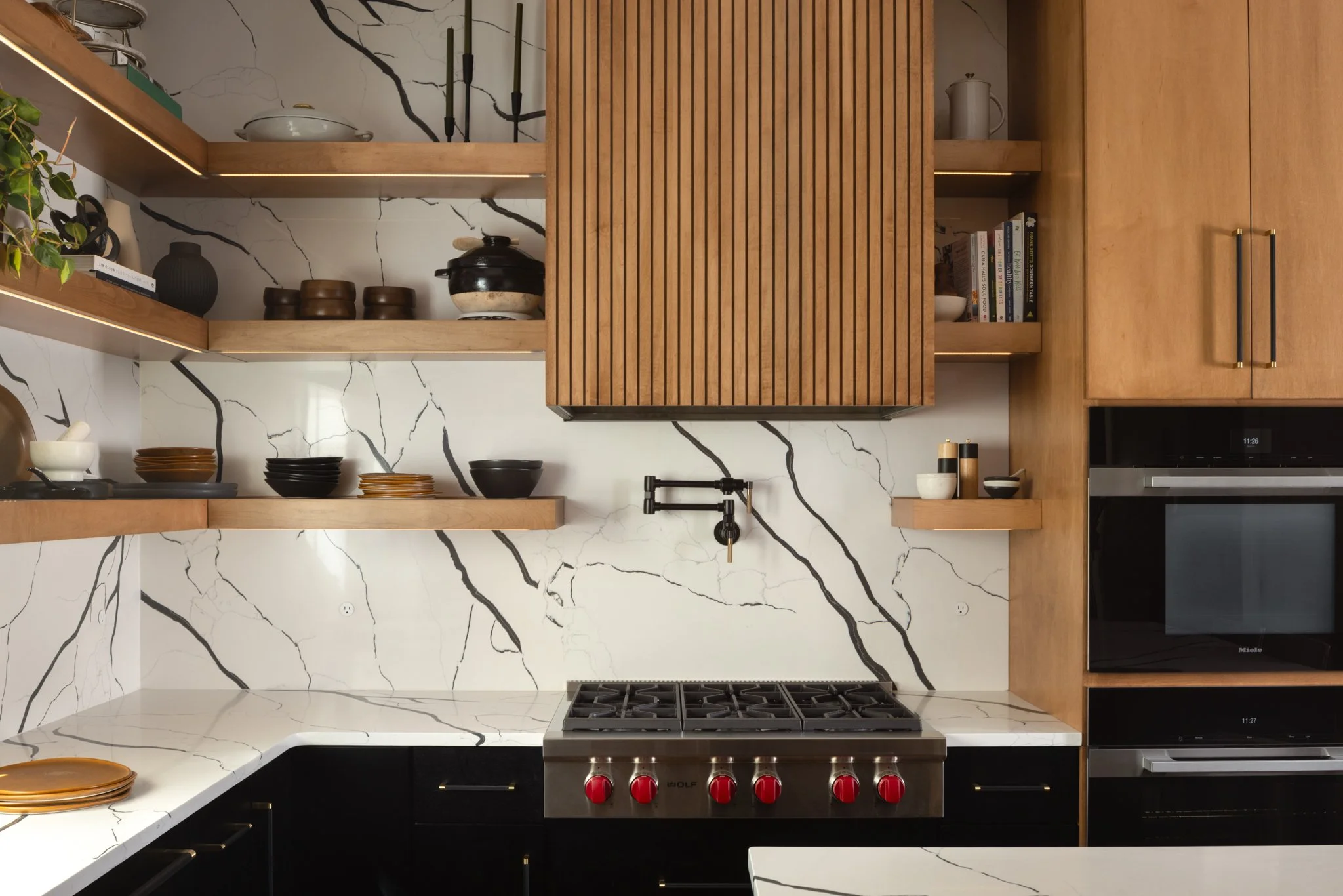 HIGH CONTRAST KITCHEN REMODEL