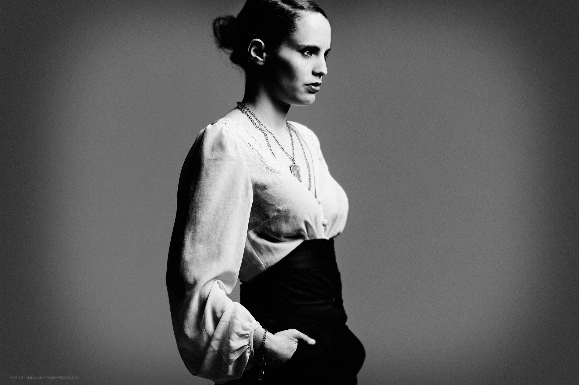 anna_calvi_photography_copyright_ALEX_LAKE_do_not_reproduce_without_permission_TWOSHORTDAYS.jpg