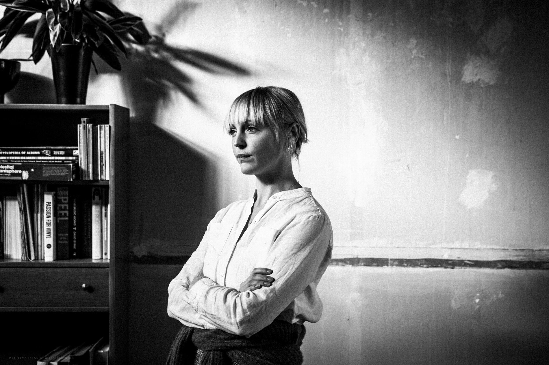 Laura_marling_02_photography_copyright_ALEX_LAKE_do_not_reproduce_without_permission_TWOSHORTDAYS.jpg