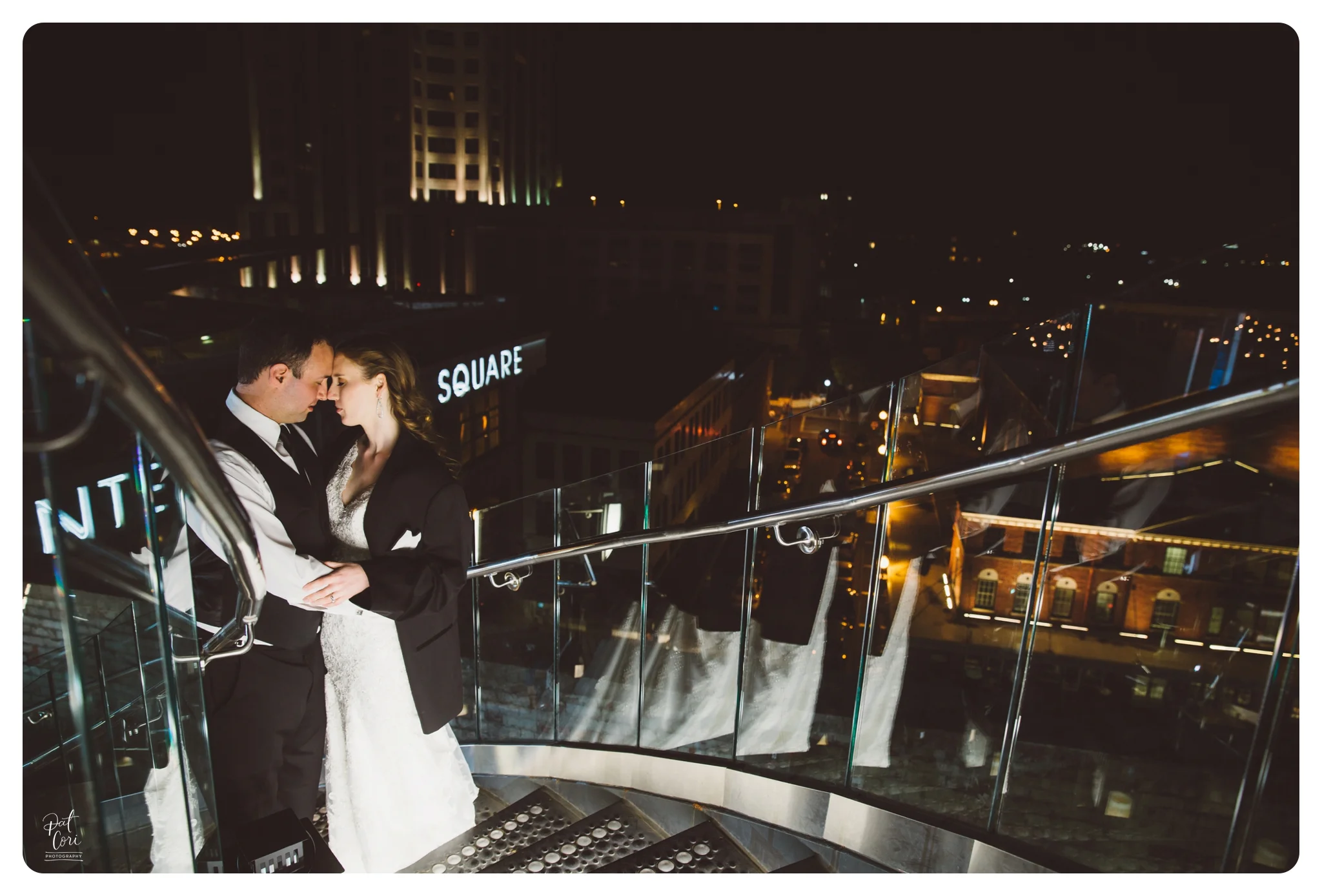 Center-in-the-Square-Weddings-Wedding-Photographer-Virginia-Roanoke-Pat-Cori-Photography-043.jpg