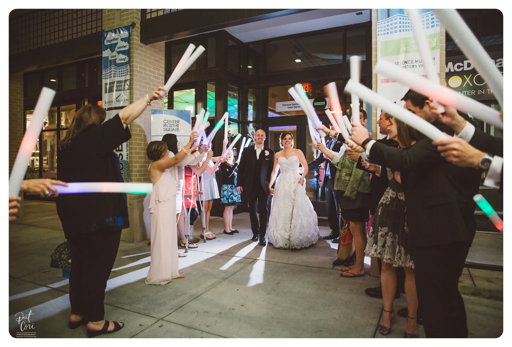 Center-in-the-Square-_-Weddings-Wedding-Photographer-Virginia-050.jpg
