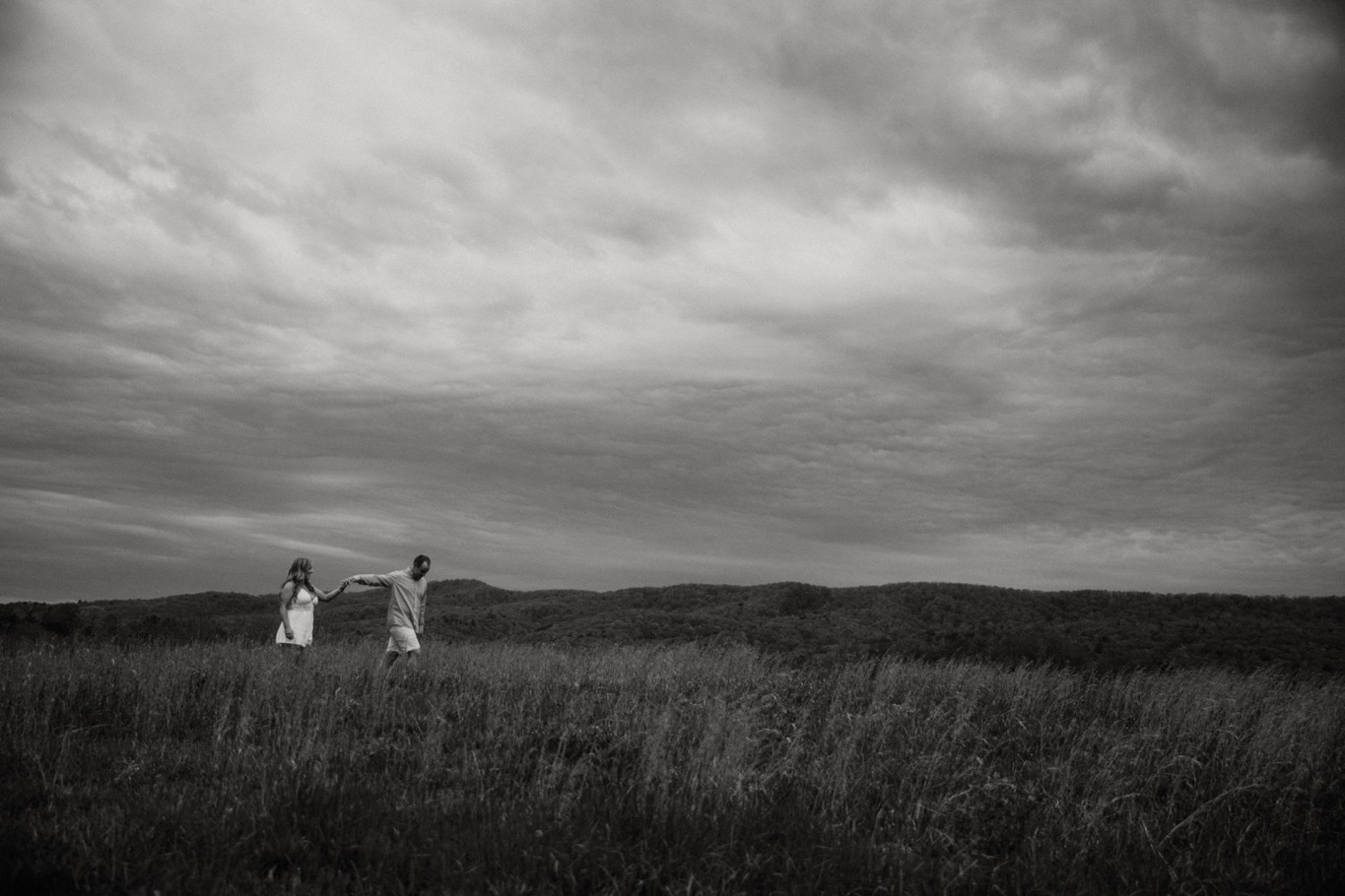 23_Blacksburg - Engagement Photographer - Virginia - Pat Cori Photography-33_blacksburg_Photographer_Field_Virginia_Portraits_Engagement.jpg