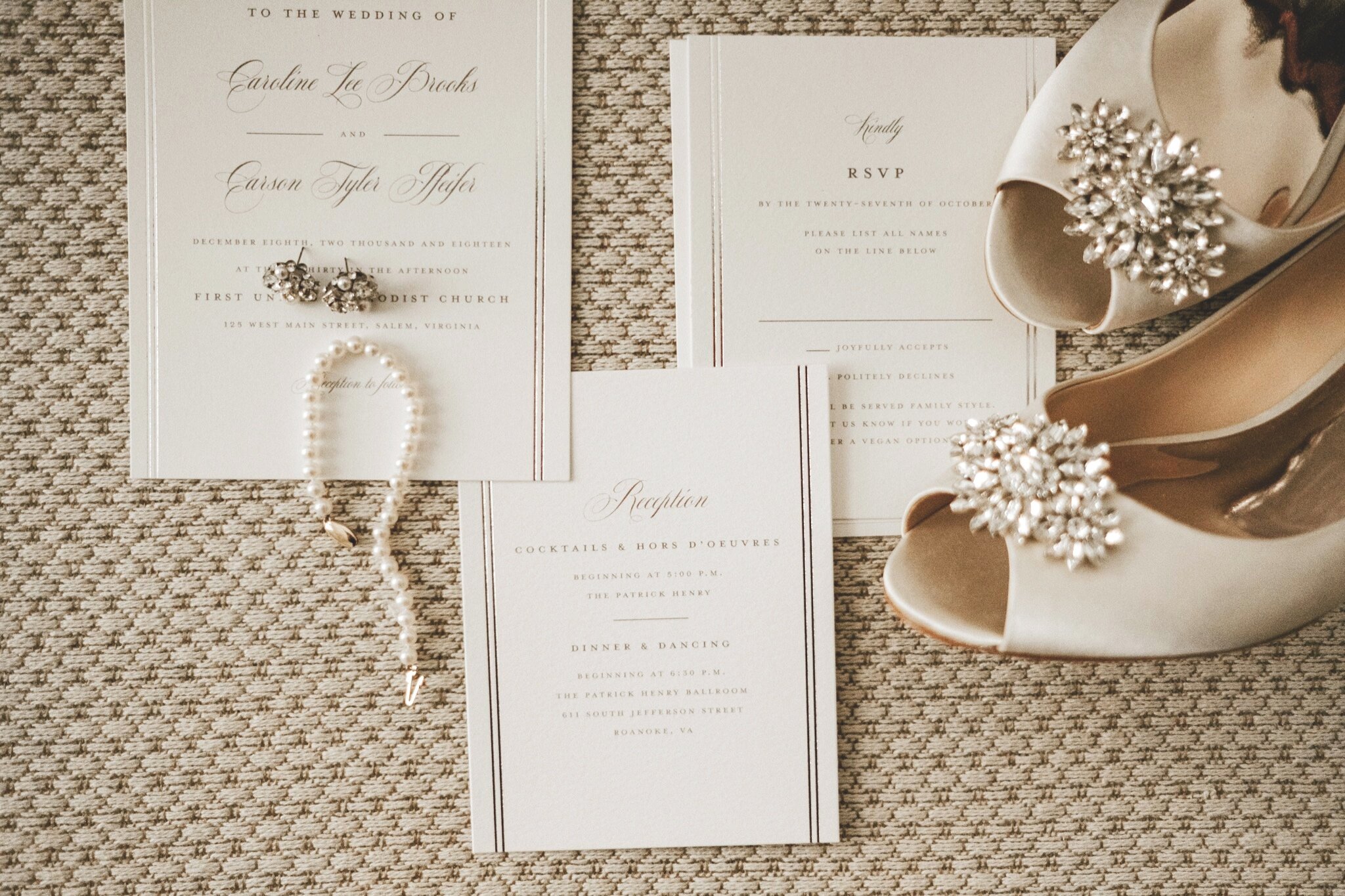 Wedding+Invitations+-+Pat+Cori+Photography-3.jpg