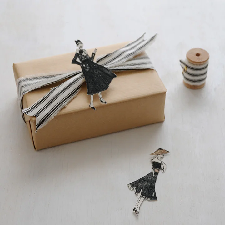 WAVERLY Showcased their new fabric collection through unique DIY projects
