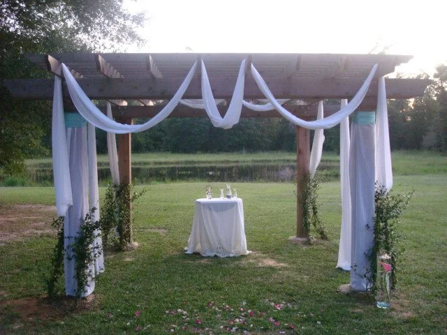 chifon draped pergula2.jpg