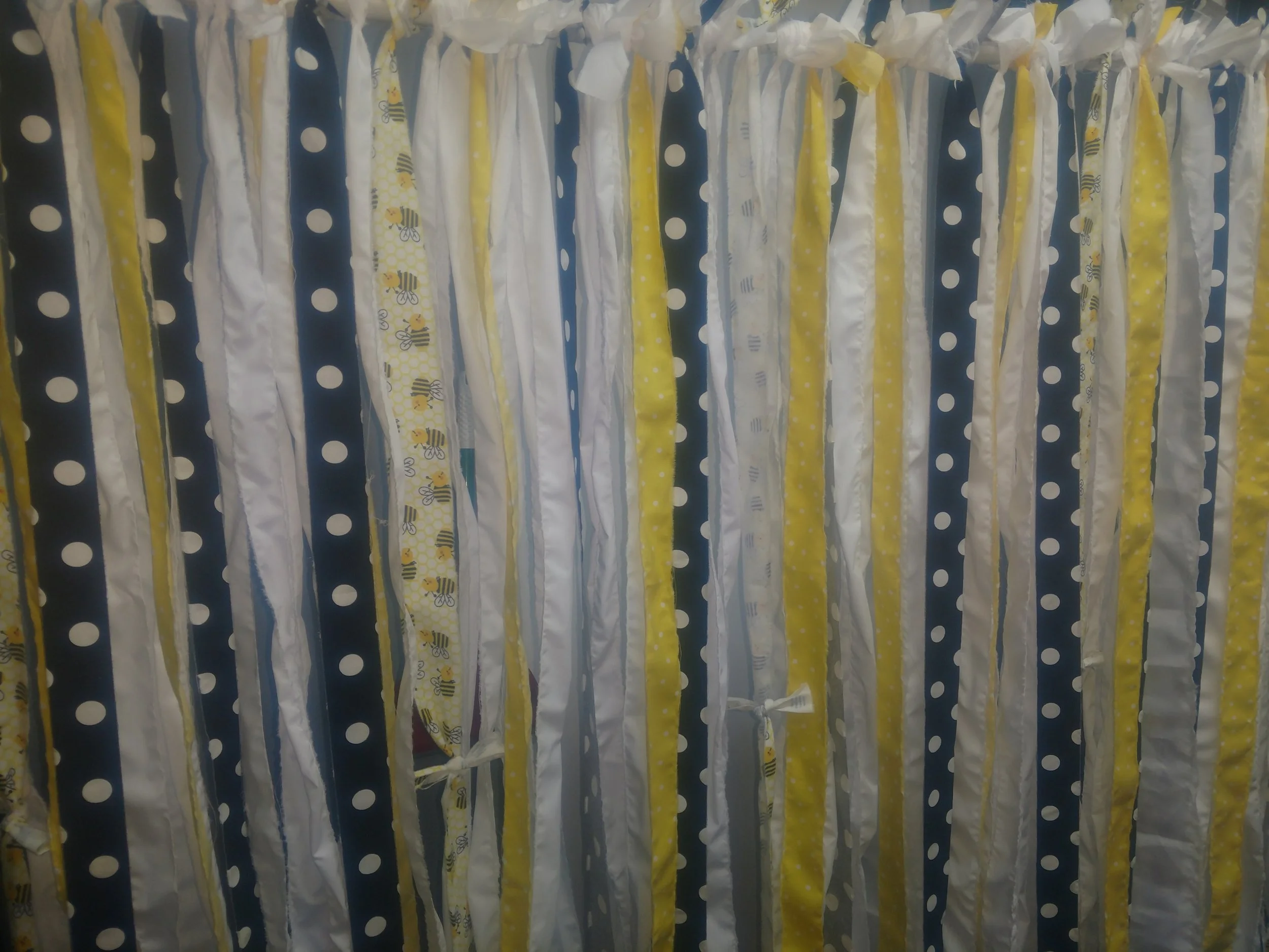 Mixed Frill Backdrop