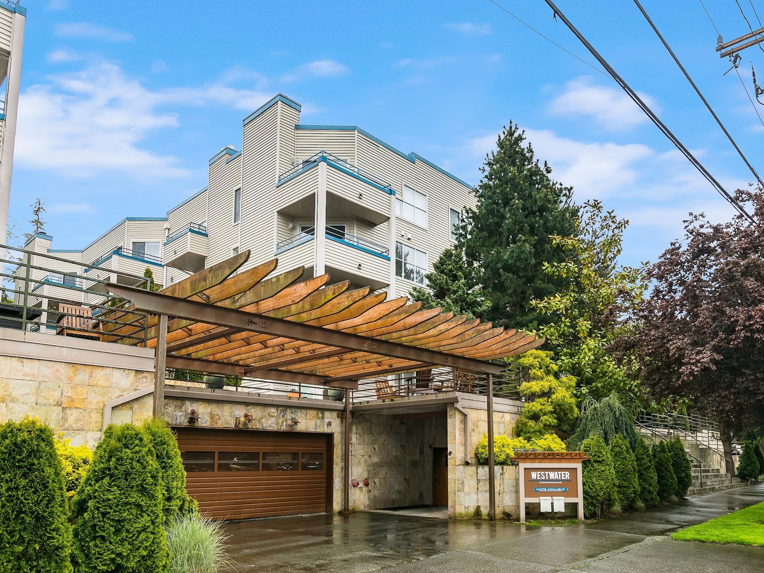 6970 CALIFORNIA AVE SW UNIT #B308, SEATTLE | SOLD AT $435,000