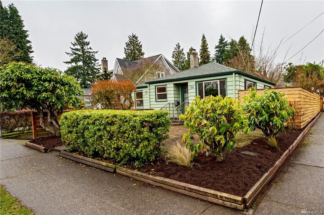 9102 12th AVENUE NE, SEATTLE | SOLD AT $1,080,000