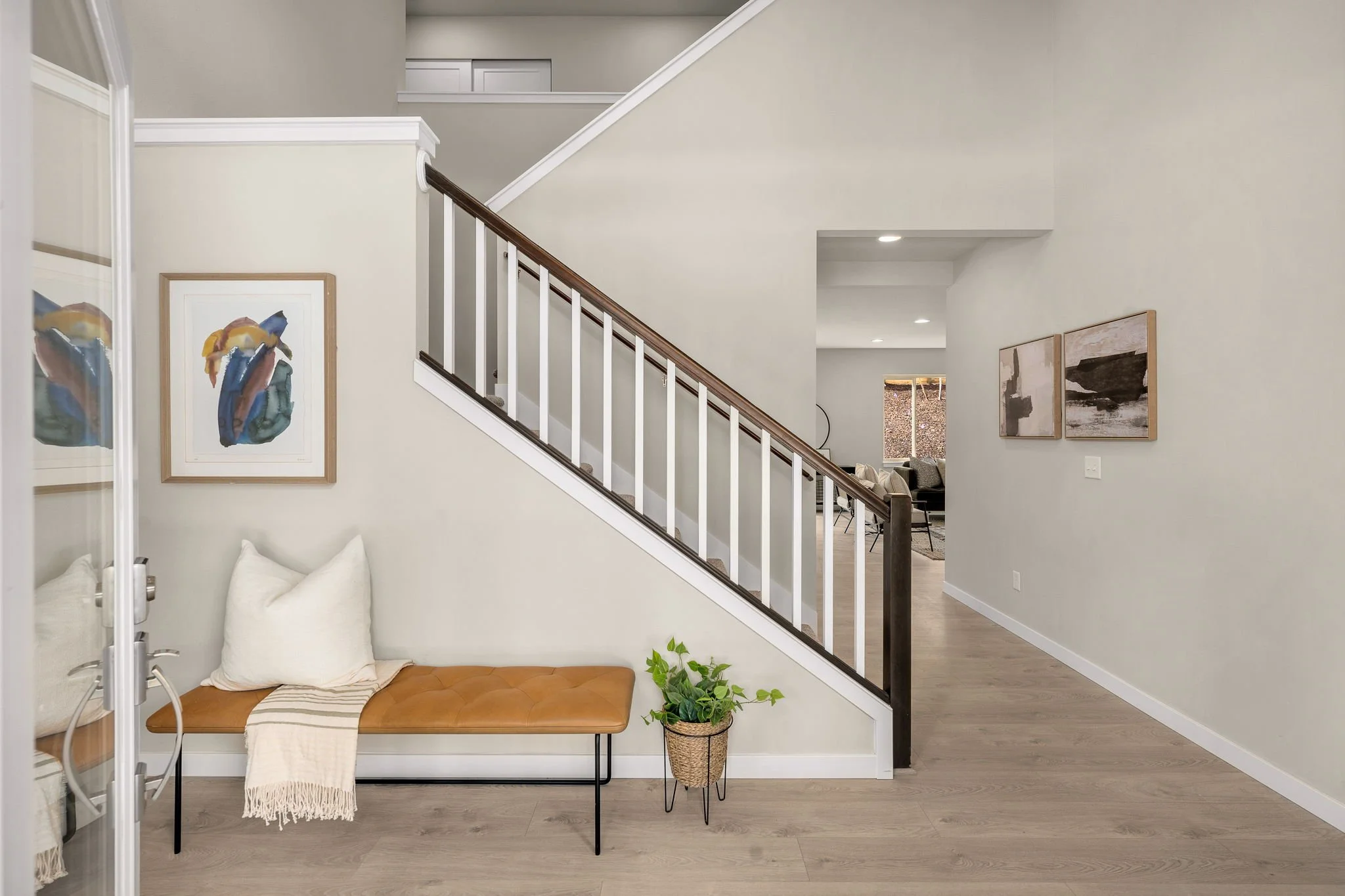 3-web-or-mls-32515-44th-ave-s.jpg