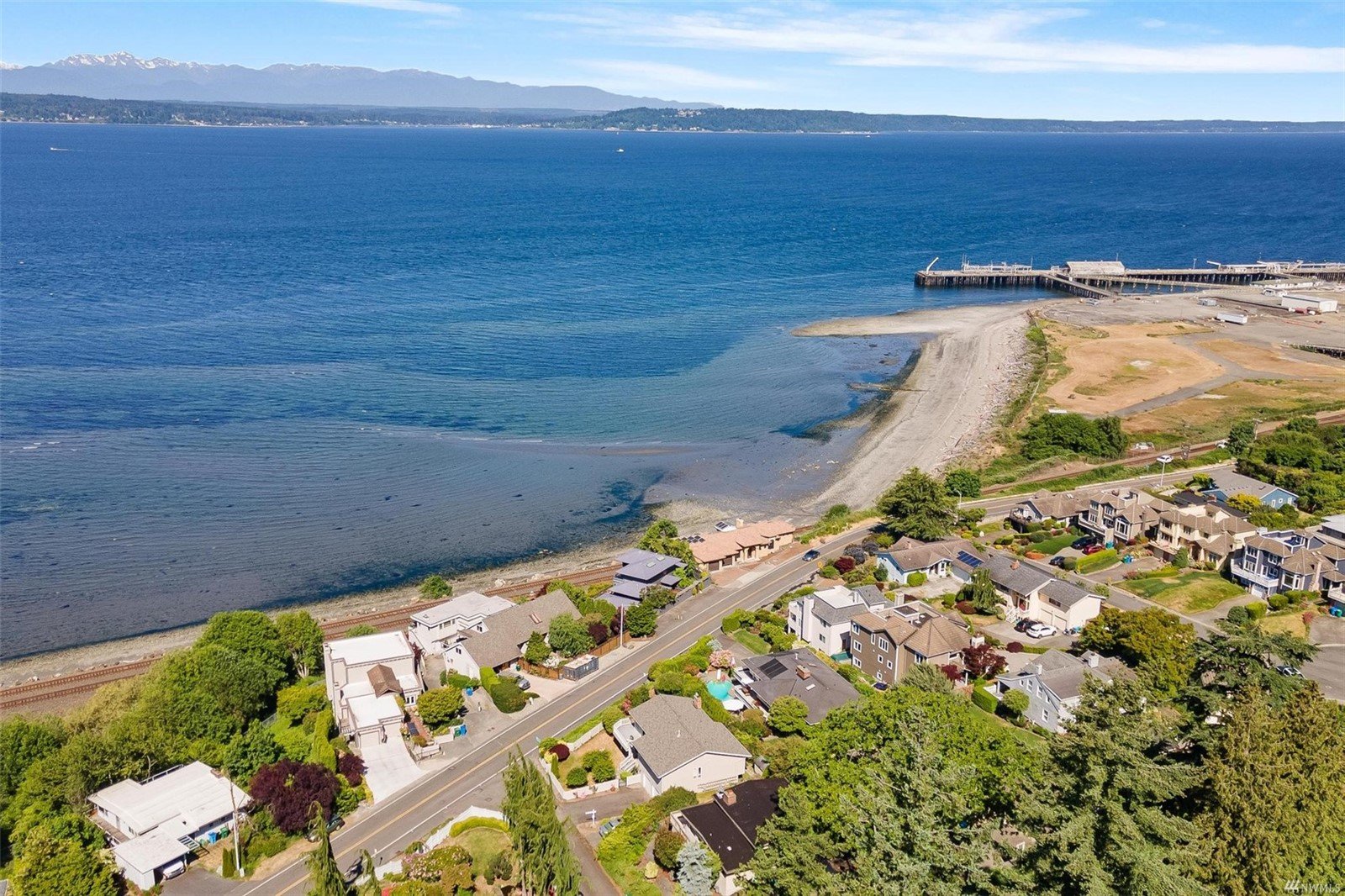 2636 NW 202ND PL, SHORELINE, WA | SOLD AT $1,540,000