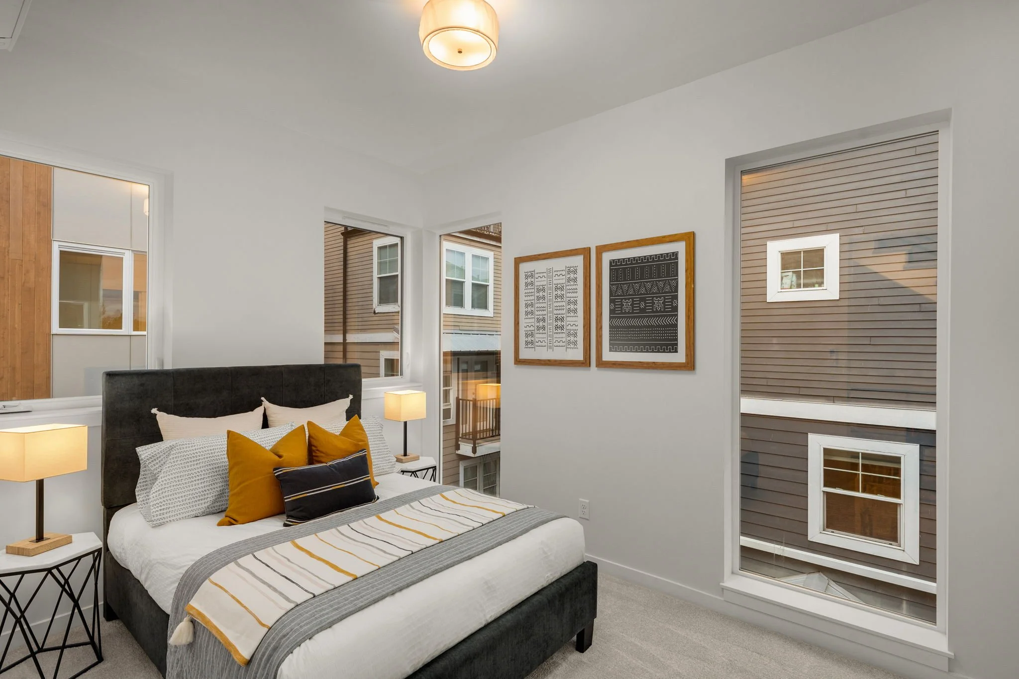 23-web-or-mls-123-26th-ave-e-d.jpg