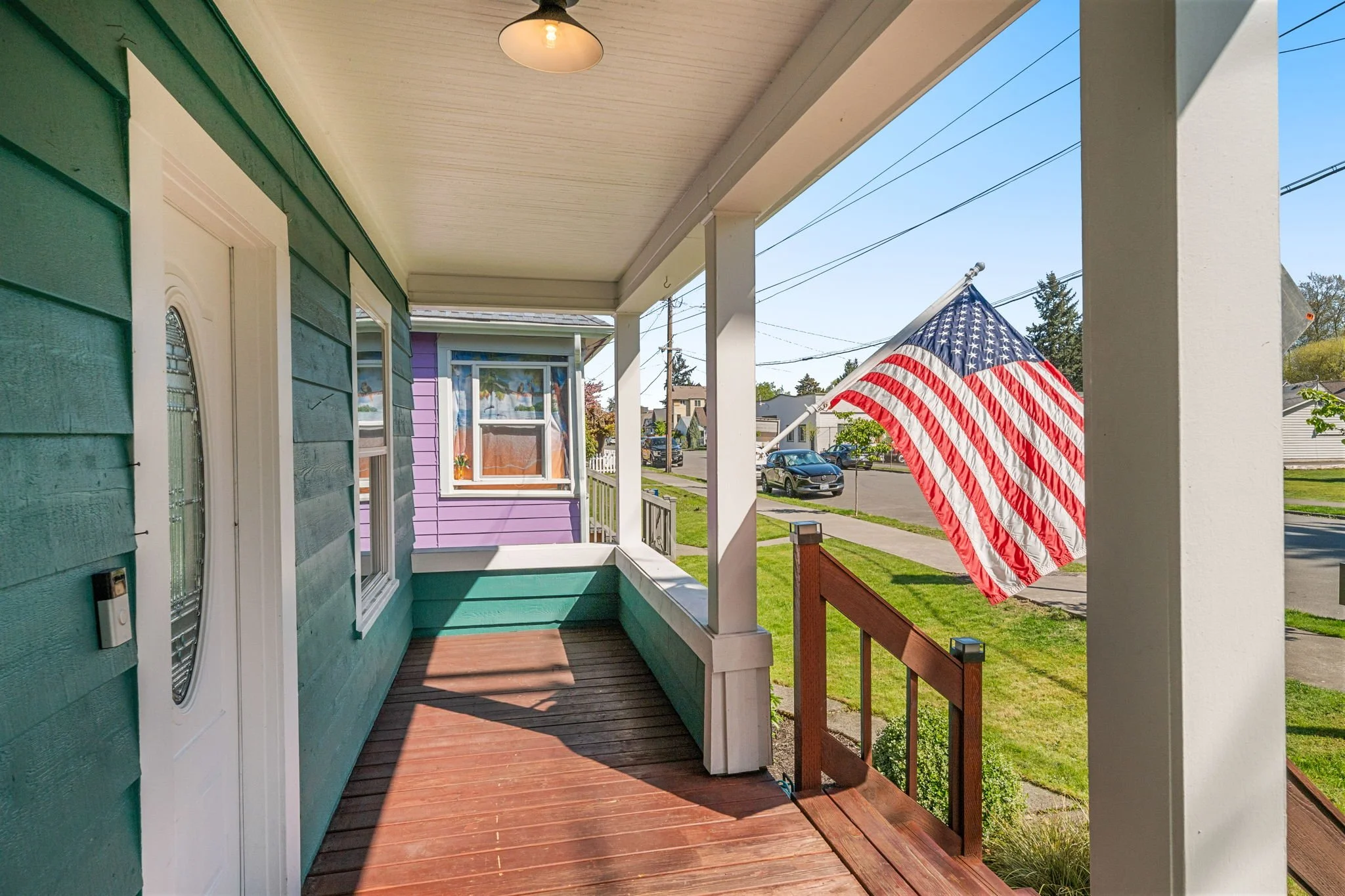24-web-or-mls-621-smithers-ave-s.jpg