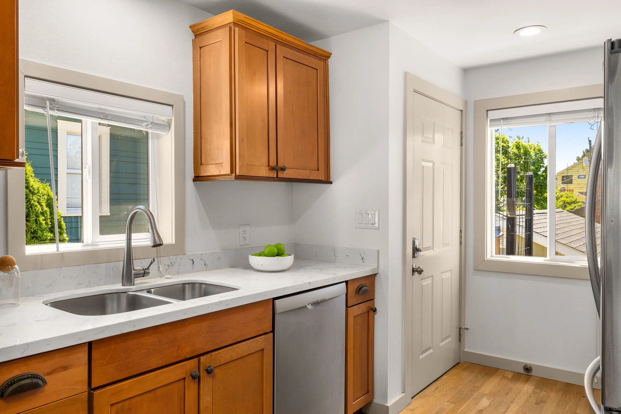 12-web-or-mls-7509-16th-ave-nw.jpg
