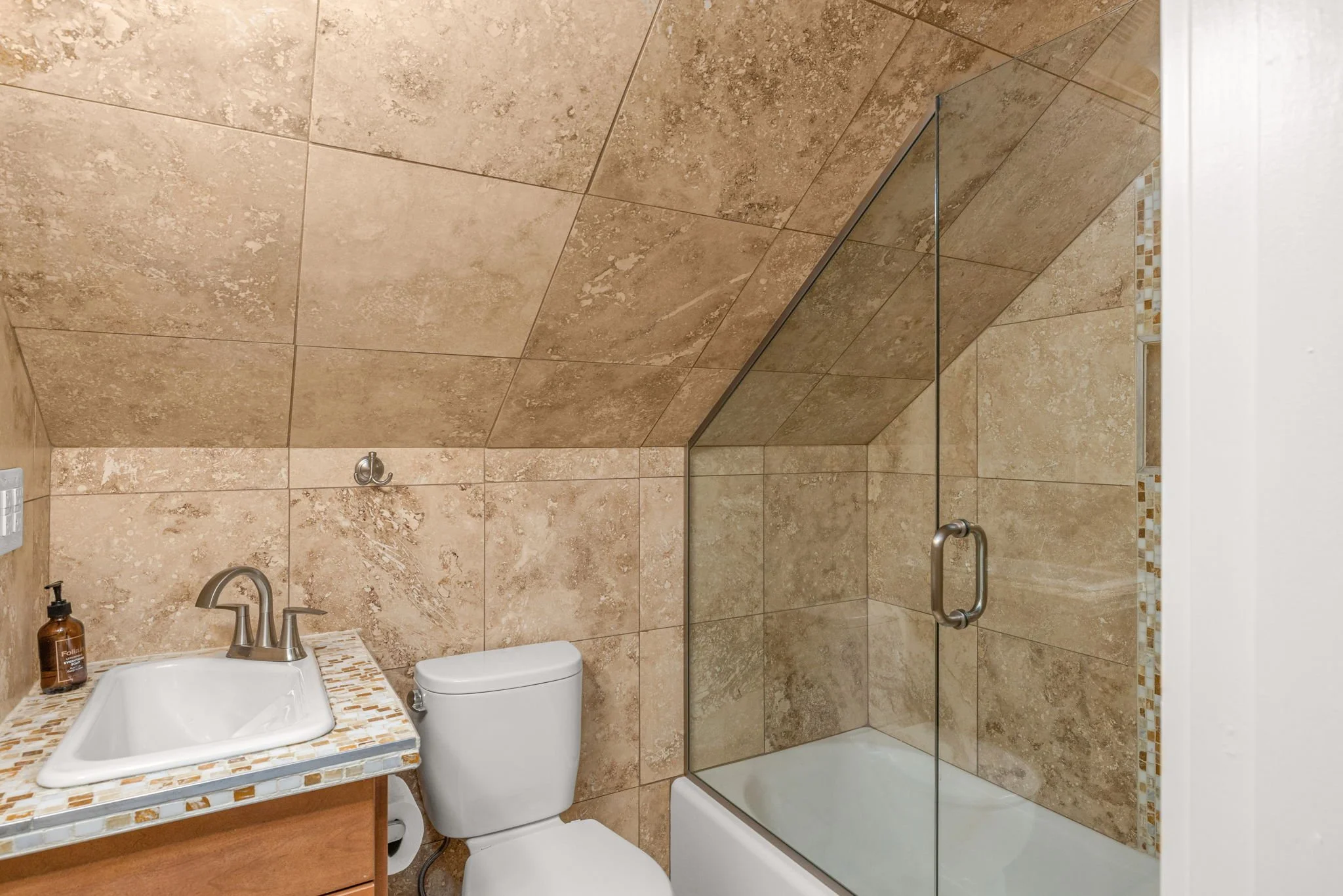26-web-or-mls-7509-16th-ave-nw.jpg