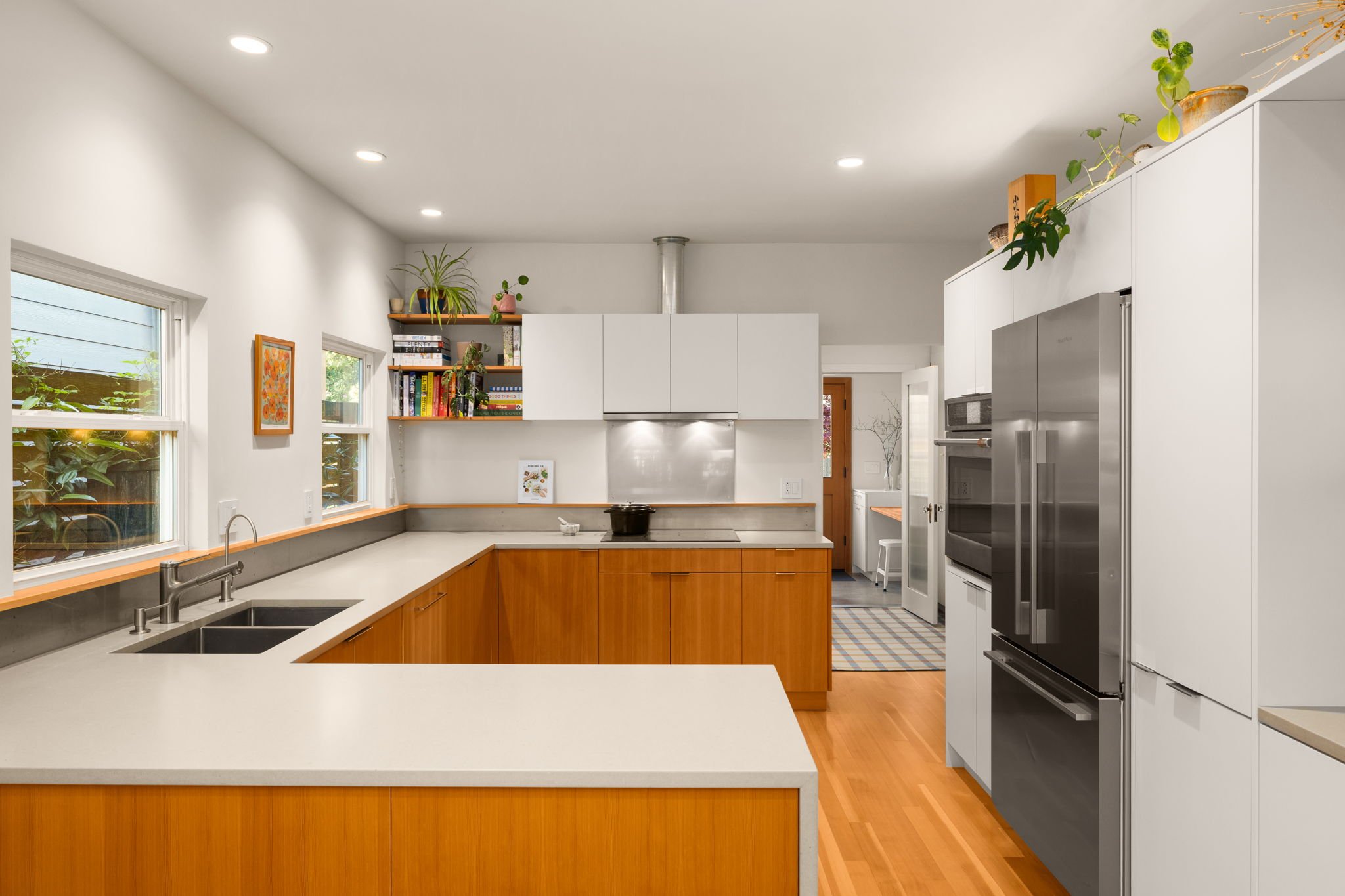 18-web-or-mls-4812-s-brandon-st.jpg
