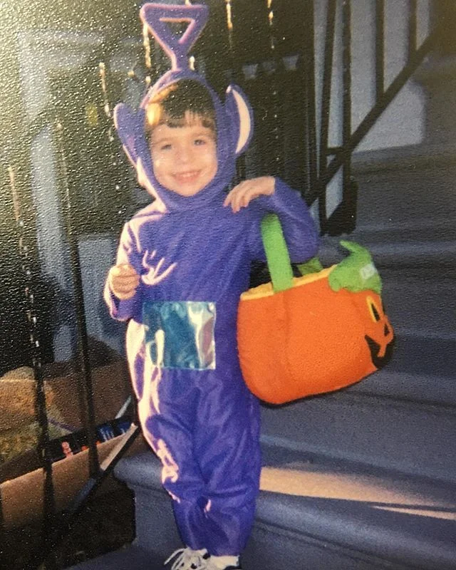 #throwbackthursday is for 90s inspired bowl cuts and Teletubbies Halloween costumes.
#throwback #teletubbies #halloween #brooklyn #stoopkid #1999 #amifamousyet #goober #actor #actorlife #whoami #tinkywinky #toocoolforschool #model