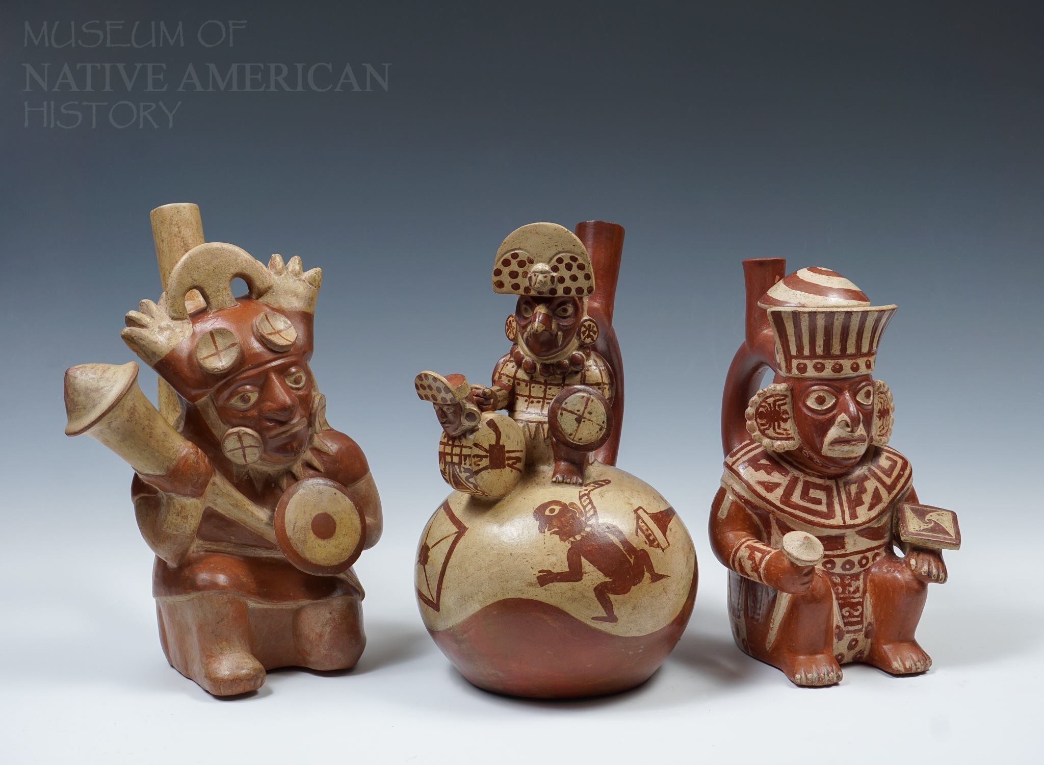Representations of human figures on ceramic from the