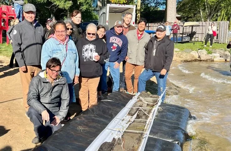 ARCHAEOLOGISTS RECOVER SECOND ANCIENT CANOE IN WISCONSIN LAKE