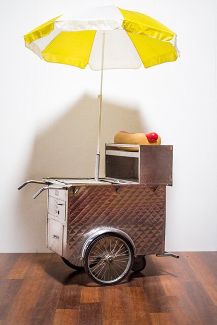 The Hot Dog Cart