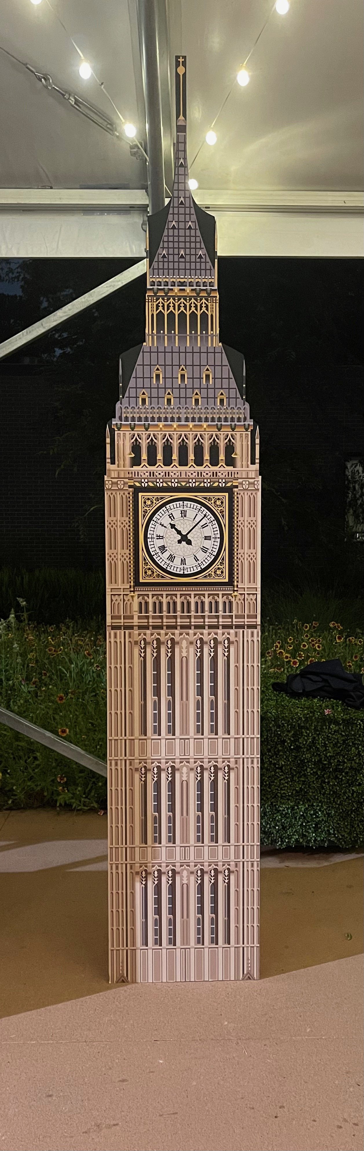 The Big Ben 10'H x 3'W