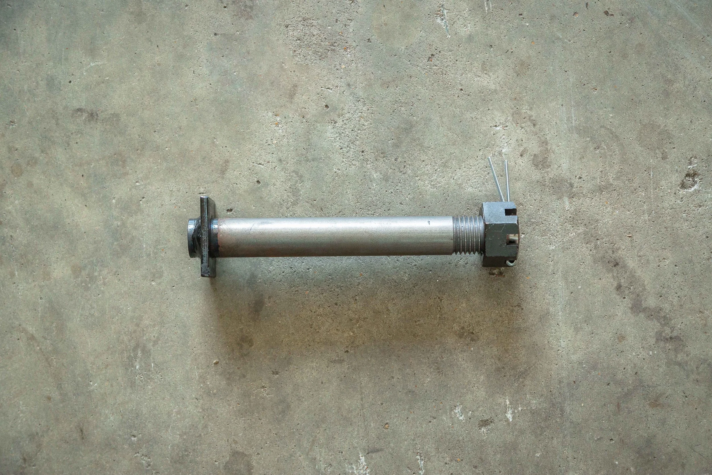 Tail Wheel Axle Set, LT-255