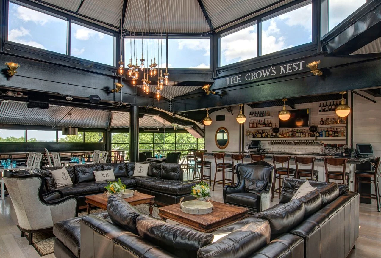 blackwall-hitch-crows-nest-lounge-and-bar.jpg