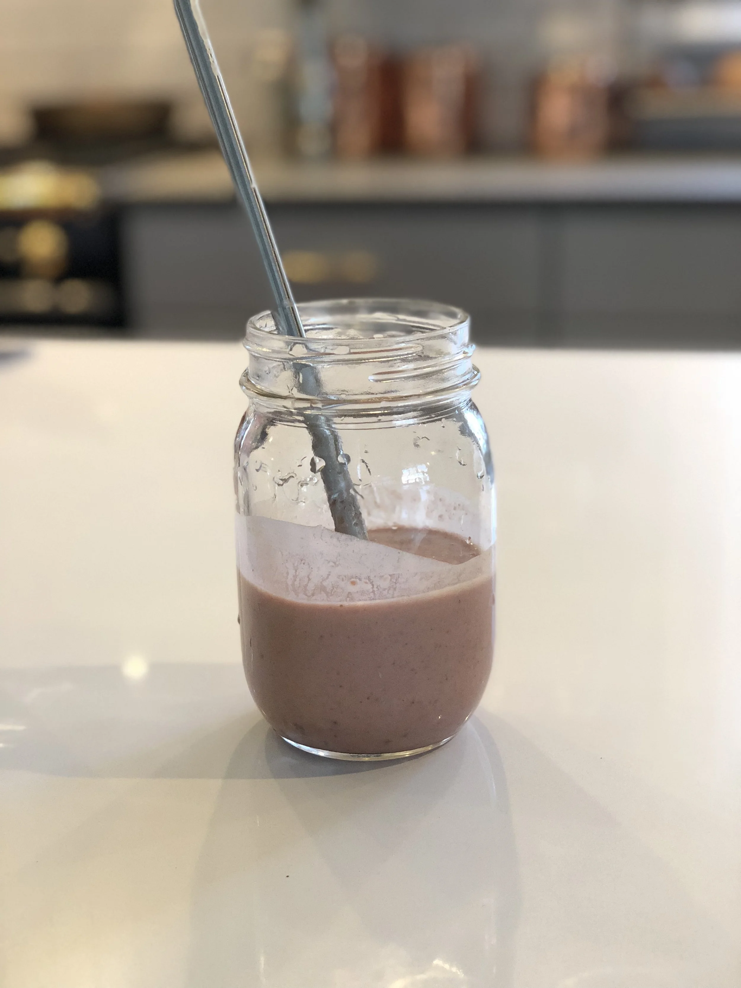 Chia Leah Cherry Berry Recovery Smoothie