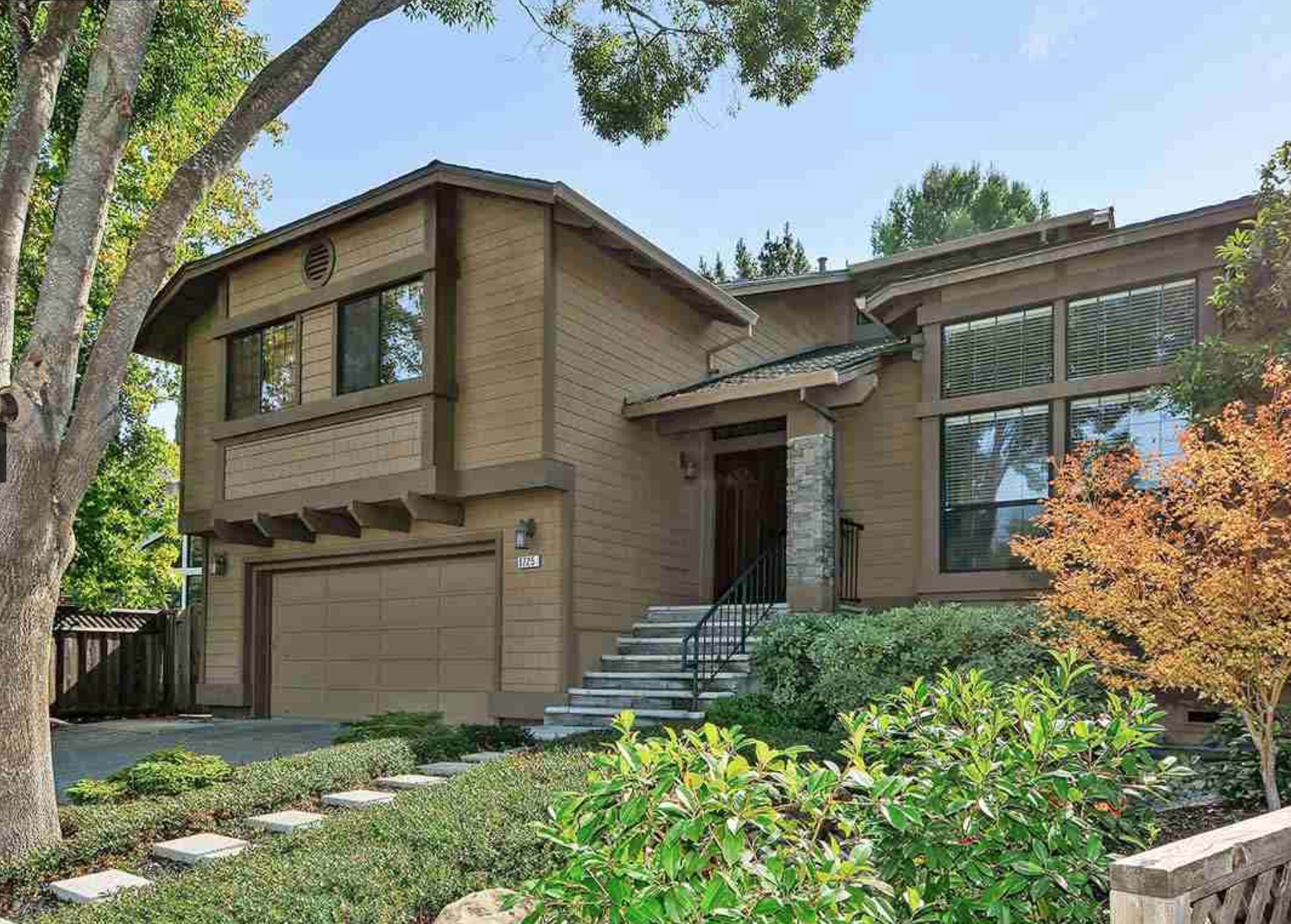 1725 Jeanne Cir, Martinez