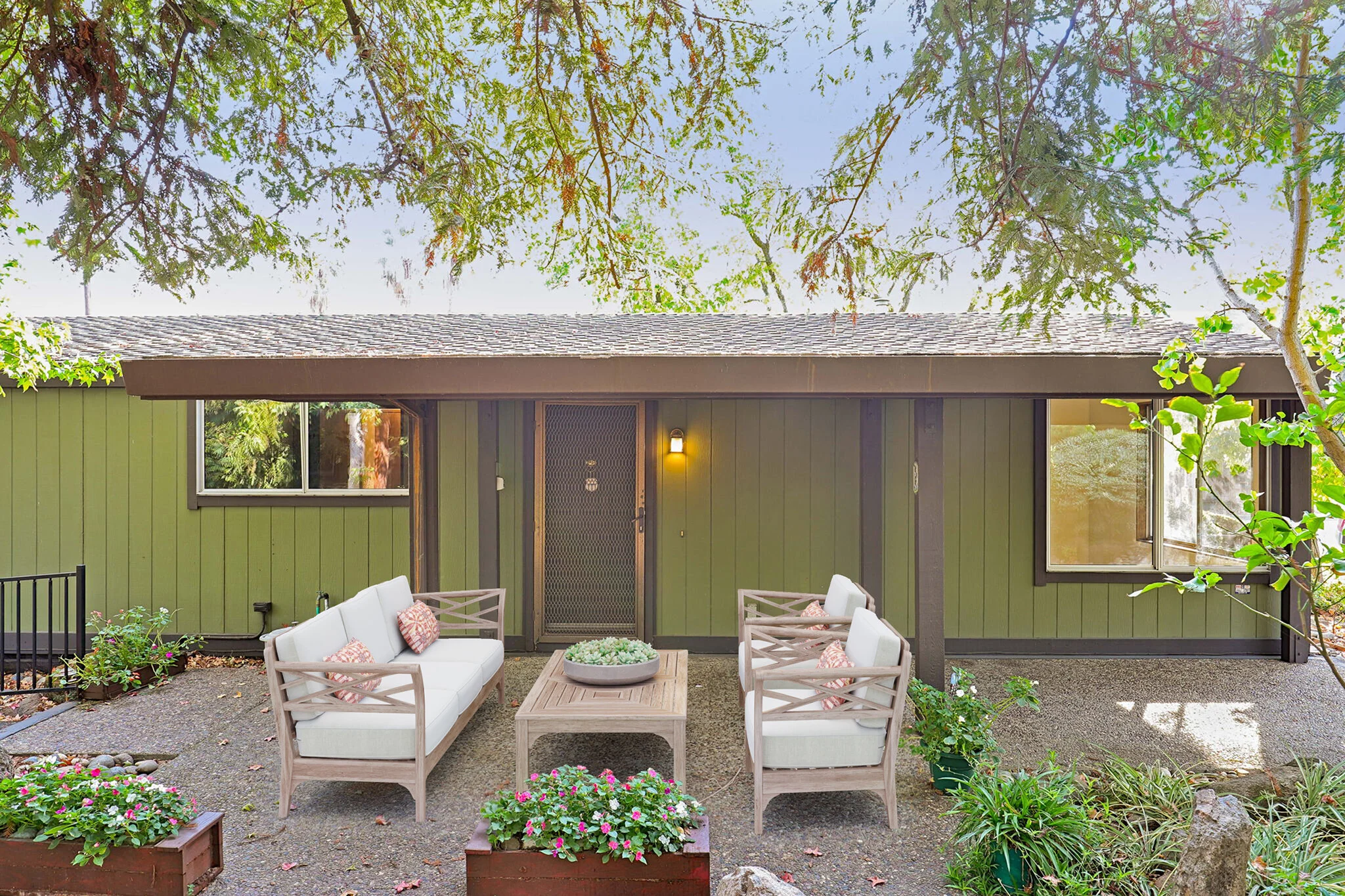 20-web-or-mls-1201 Monument-8.jpg