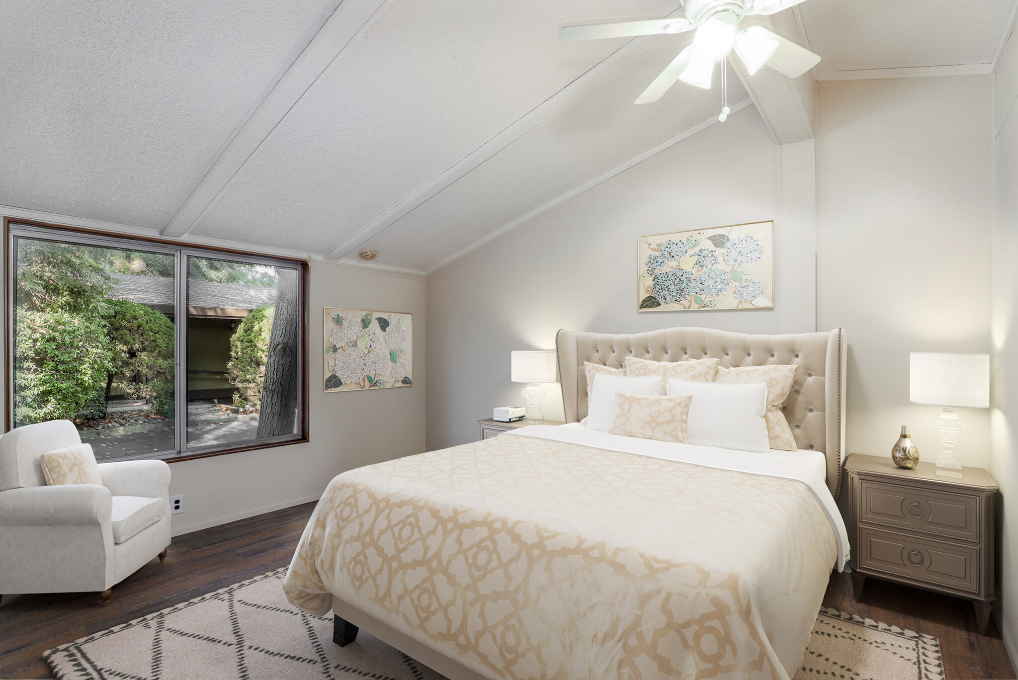 19-Master bedroom(2).jpg