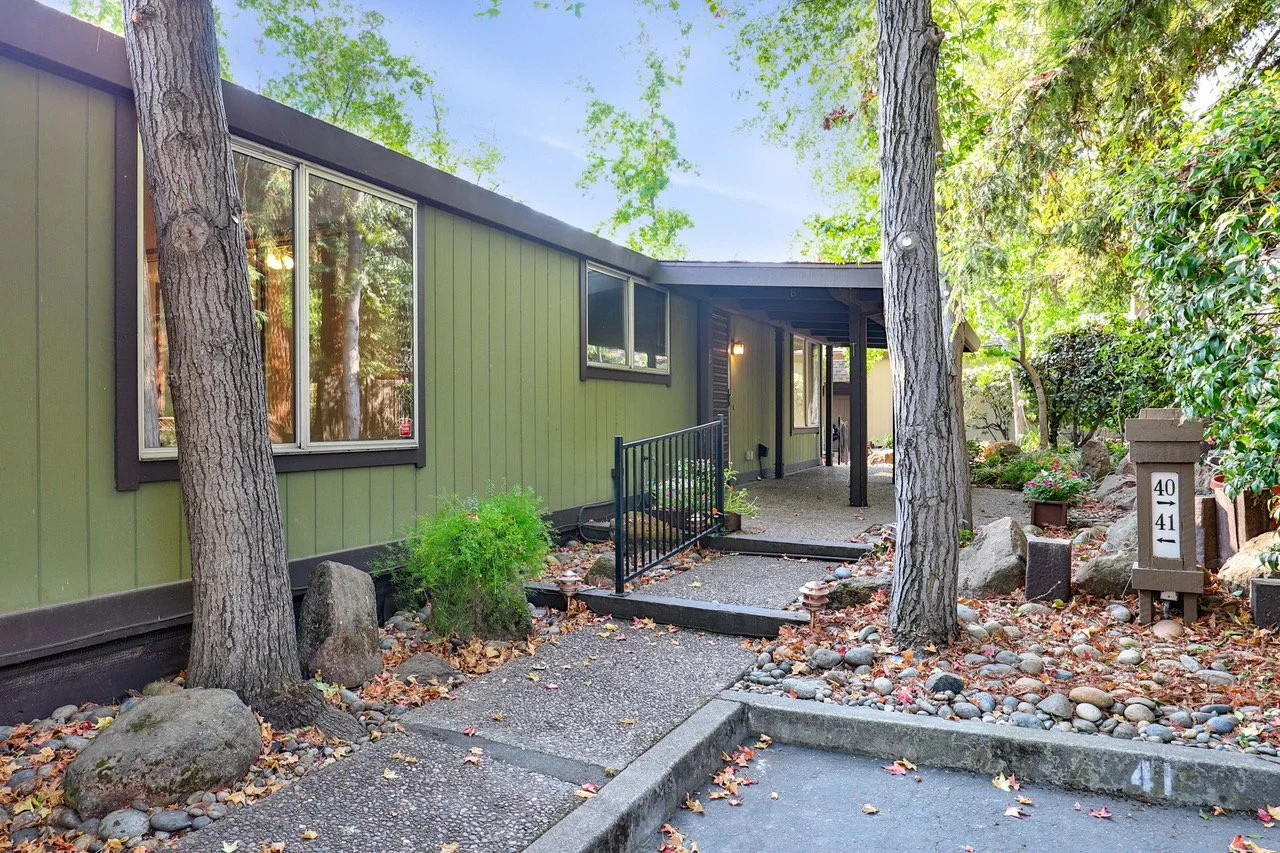 18-web-or-mls-1201 Monument-6.jpeg