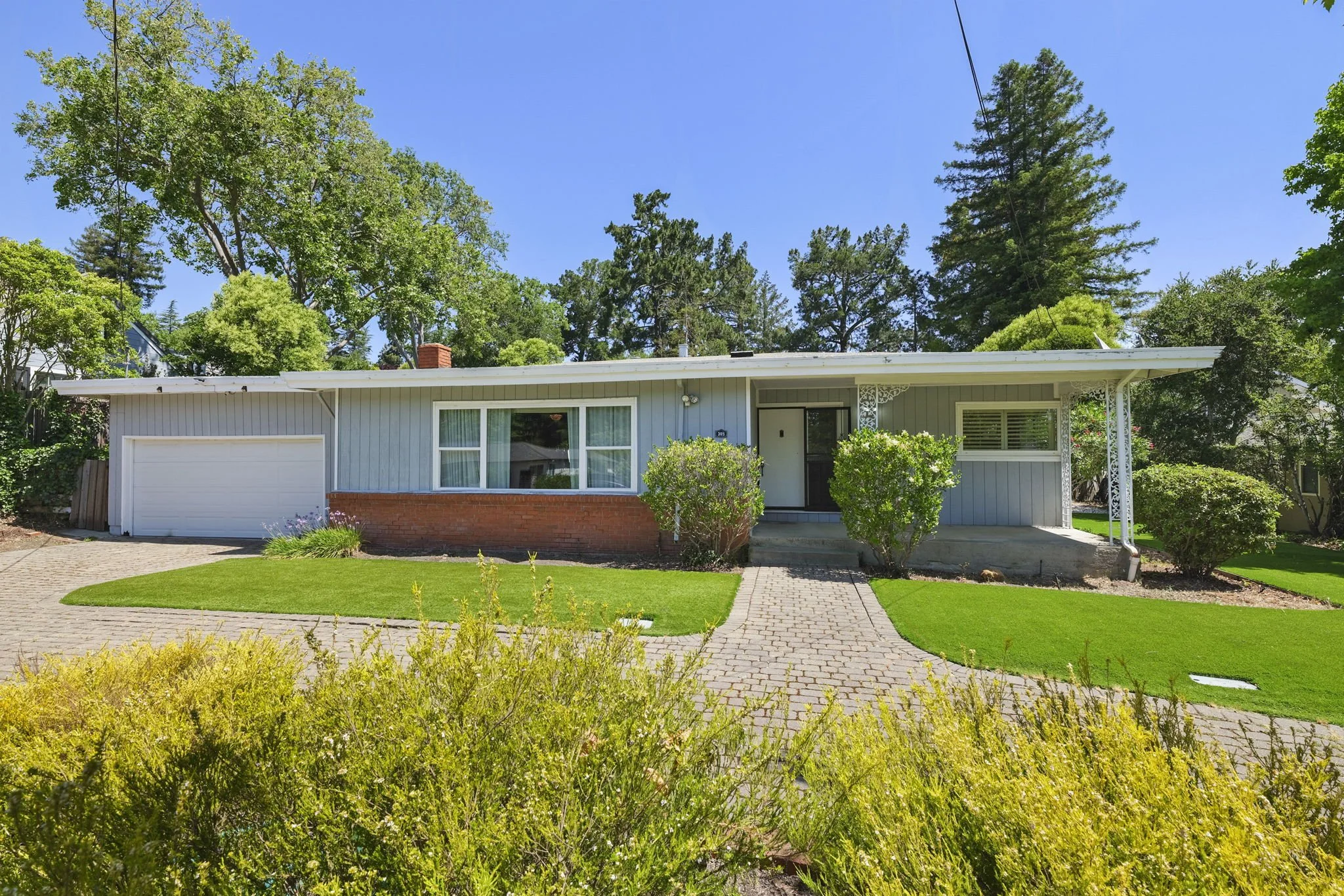 305 Overhill Road, Orinda