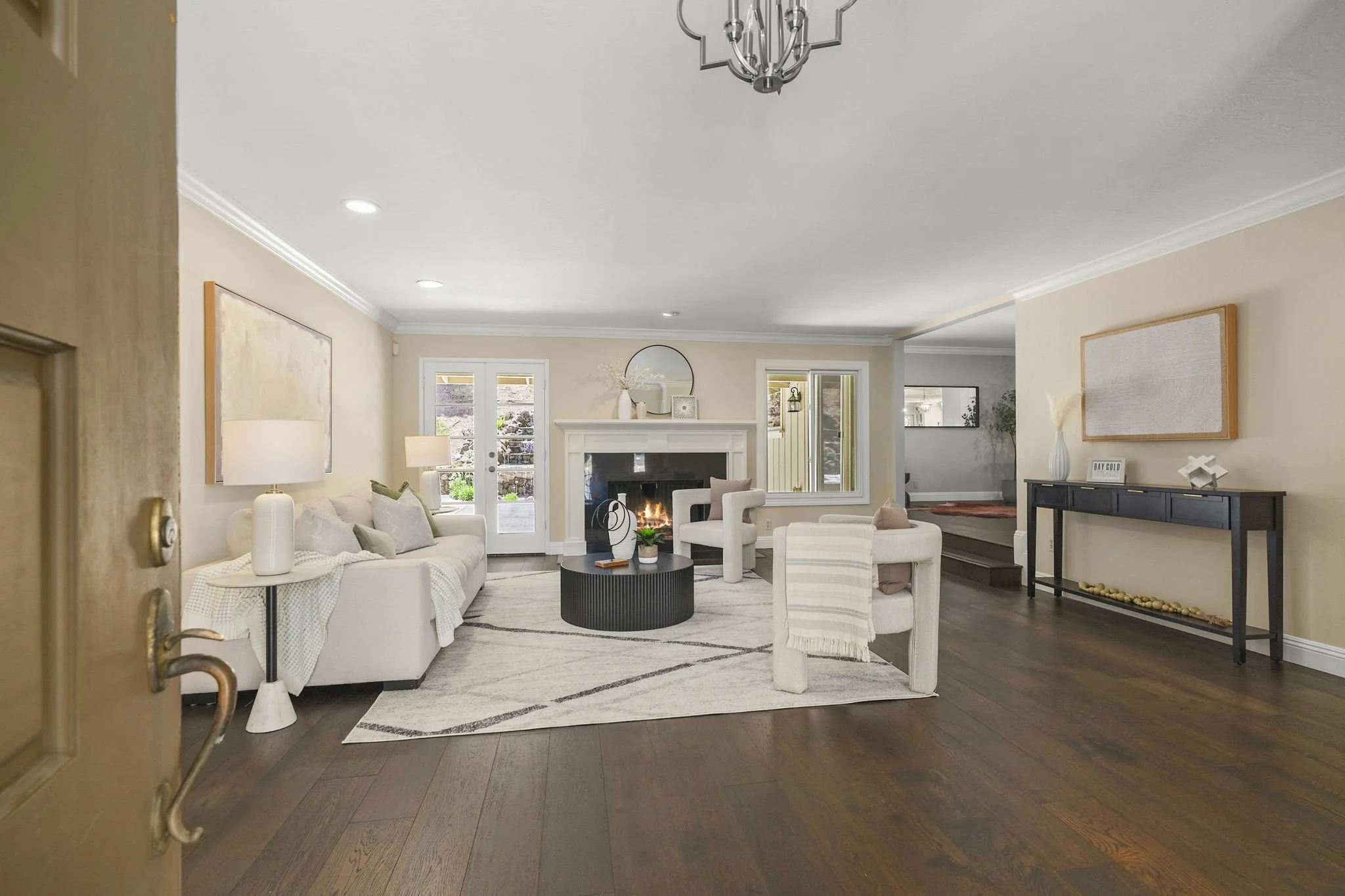 9-web-or-mls-2164_Nelda-62.JPG