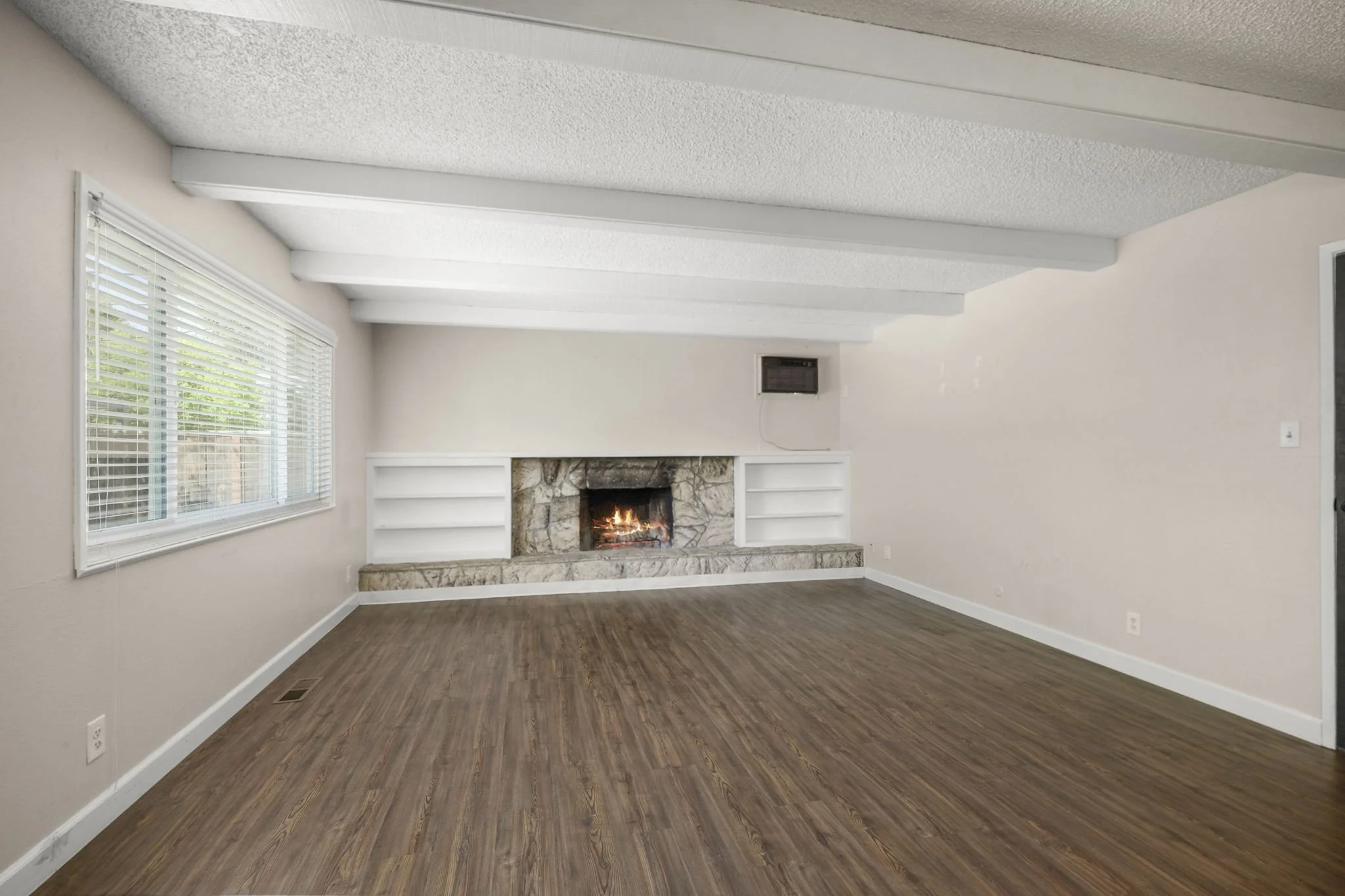 21-web-or-mls-913_Dartmouth-63.jpg