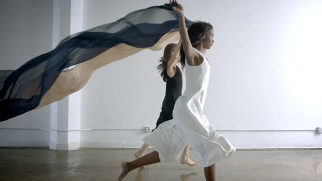 Vrai & Oro - Transparency