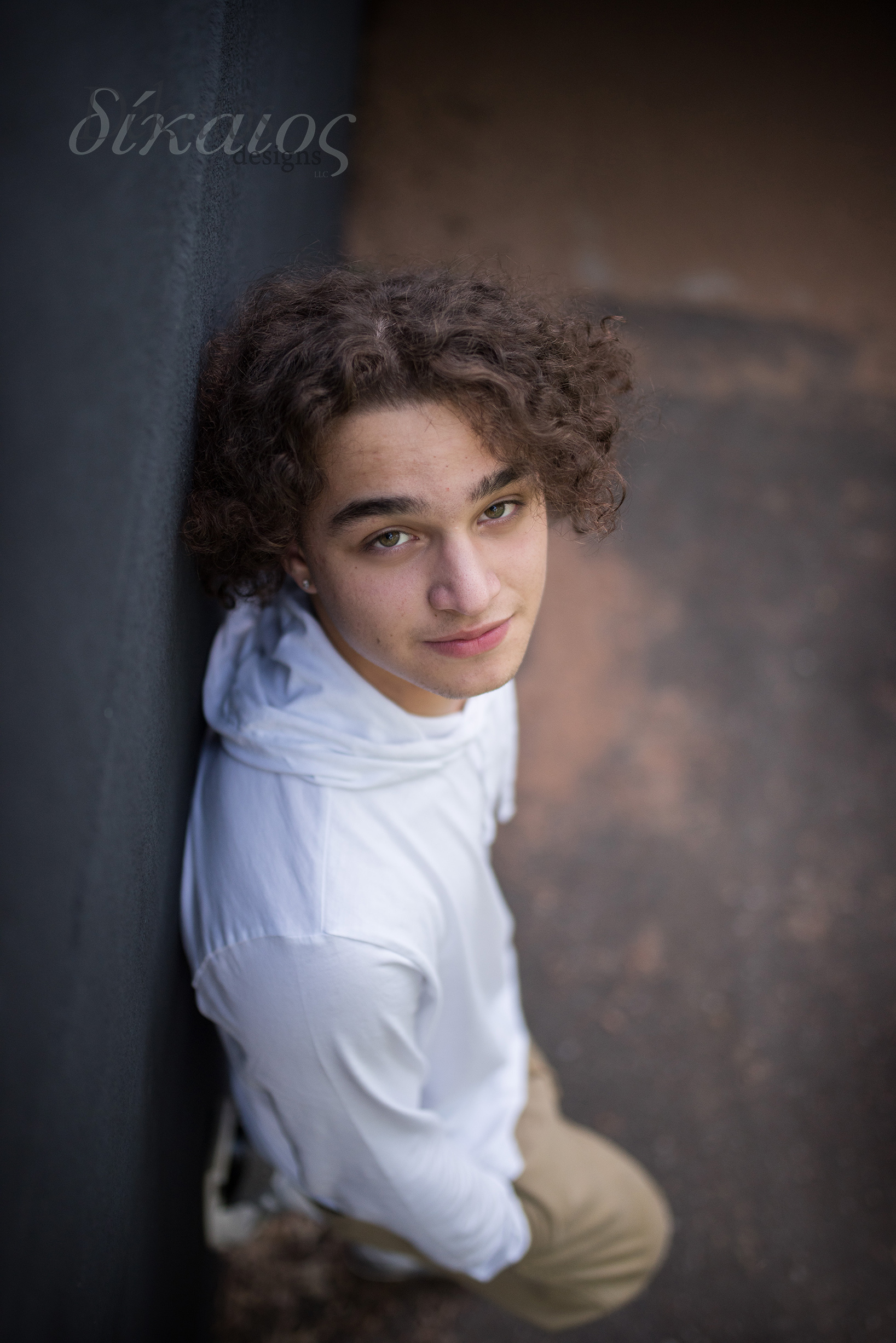 It was cool that he let his hair go for one.