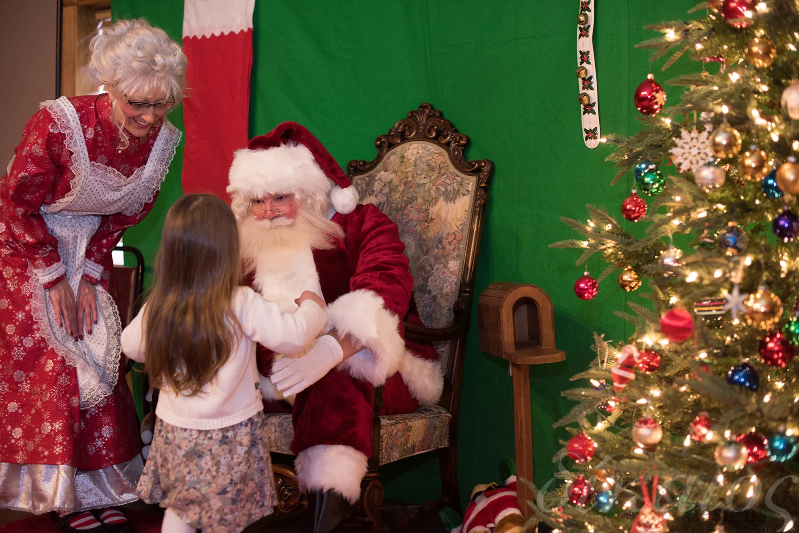 Mrs Claus will be there too!