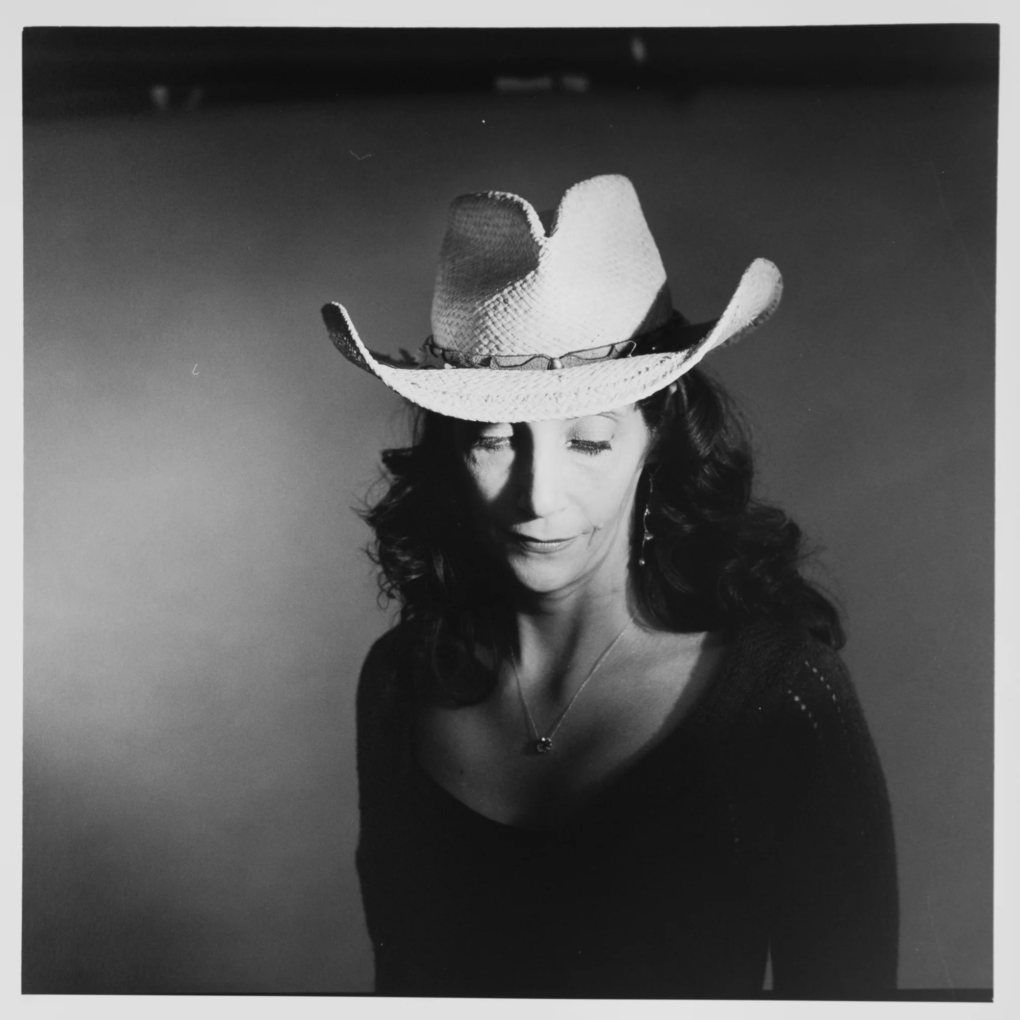 Mastroianni_DarkSilverII_12X012.jpg