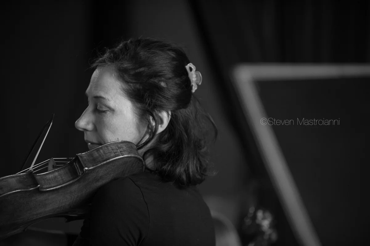 DEL_210_BW.jpg