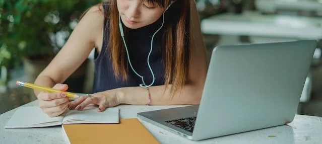4 Ways Anxiety Impacts School Performance