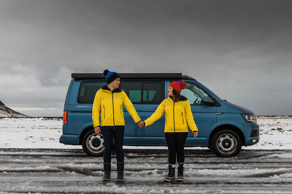 Adventure photography photoshoot Iceland, Snowy Winter Iceland, Iceland engagement elopement