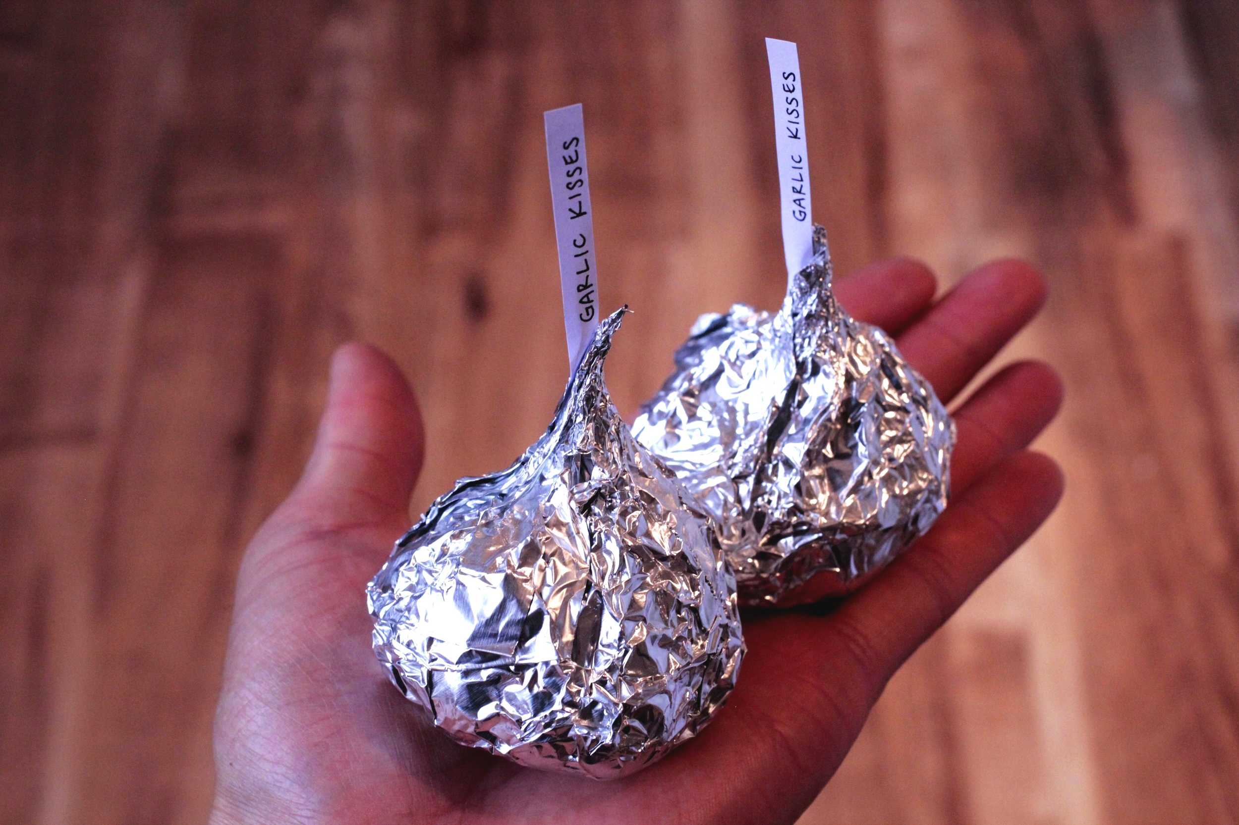 (Paper tag optional and not suitable for roasting.)