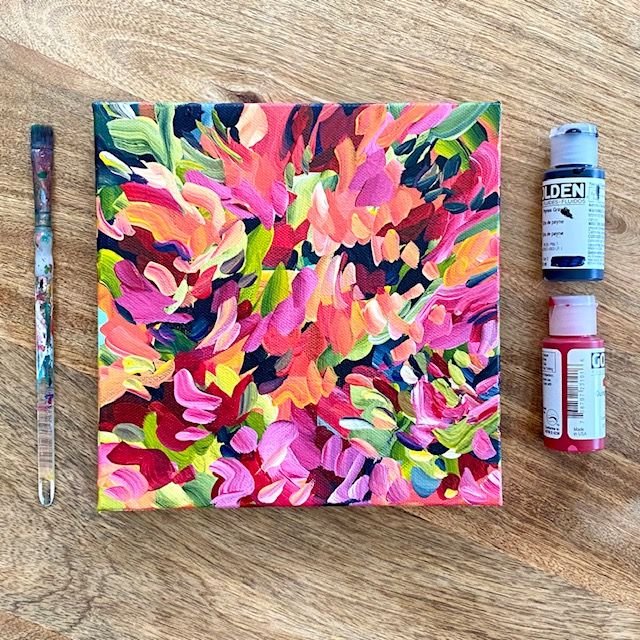 Learn how to paint abstract flowers on canvas with acrylic paint - Easy ...