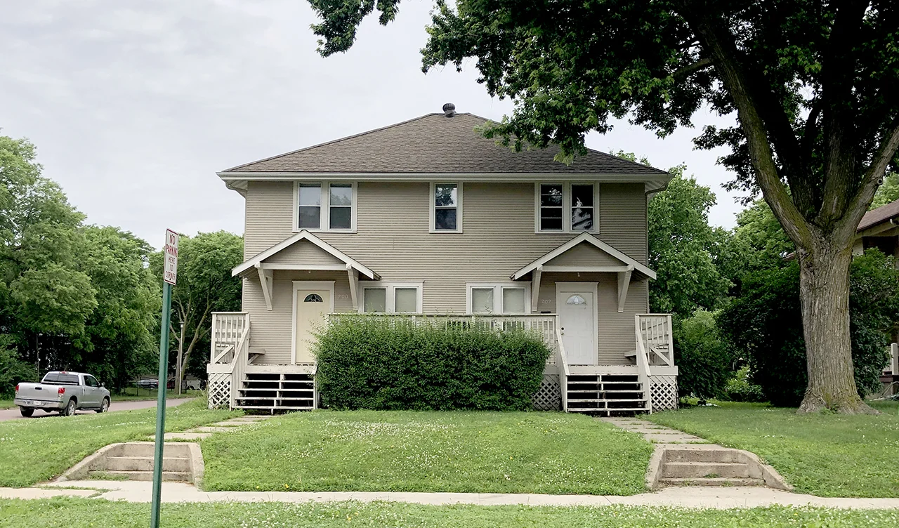 202 N Pine.jpg