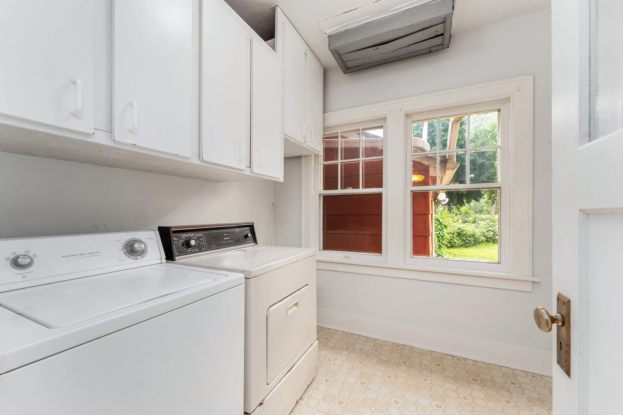 23-web-or-mls-124 Court St-035.jpg