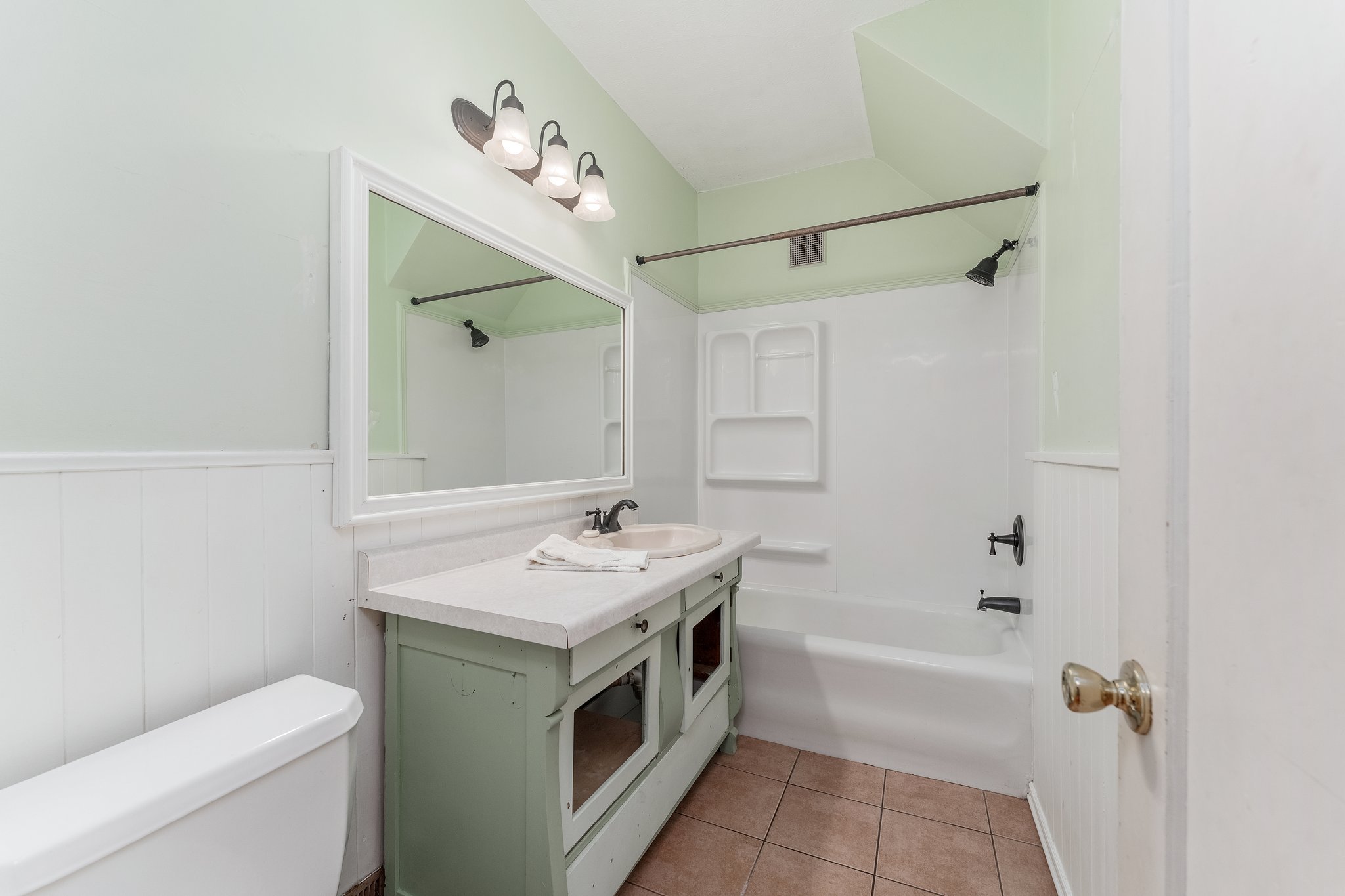 28-web-or-mls-124 Court St-049.jpg