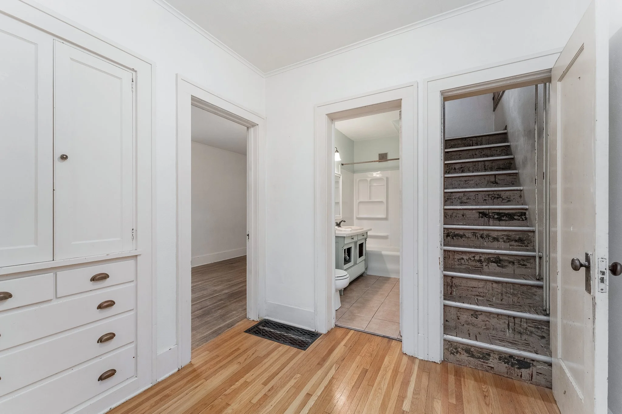 33-web-or-mls-124 Court St-059.jpg